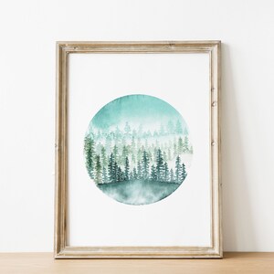 Cartel de acuarela de bosque nevado para enmarcar para decorar tu casa para Navidad, impresión de arte paisajístico naturaleza ilustrada para arte mural imagen 5