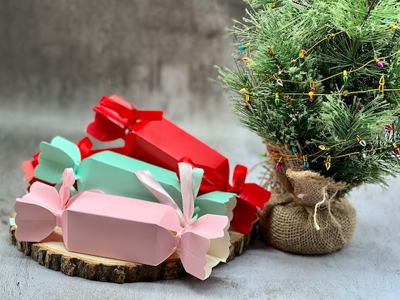 Mini Skein Christmas Crackers - Choose how many! Hand Dyed Yarn, Hand Dyed Mini Skein, Hand Dyed Yarn, Indie Dyed Yarn, Christmas Gift