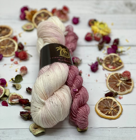 Memories - Sock Set, Merino/Nylon Yarn, Superwash, Fingering Weight Yarn, Speckled Yarn, Pastel Yarn, Mini Skein, Knitting Yarn, Crochet
