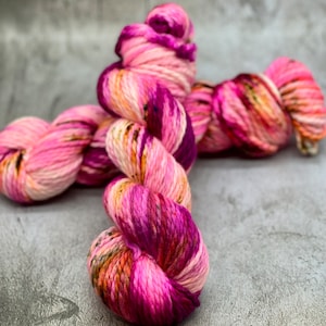 Berry & Bright - Bulky Weight Yarn, Blanket Yarn, Hat Yarn, Superwash Merino, 2-ply Bulky Yarn, Blanket Weight Yarn