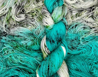 Lady of Winterfell - 75/25 Merino Nylon Fingering Sock Yarn, Superwash, Hand Painted Yarn, GOT Sock Yarn, Teal Sock Yarn, Sweater Quantities