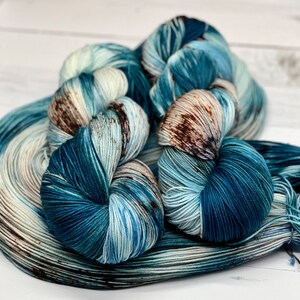 Cape Town - Blue/Green Yarn, Ocean Colors, Hand Dyed MCN, Fingering Sock Yarn, Superwash, Hand Painted Merino Cashmere, Outlander Yarn