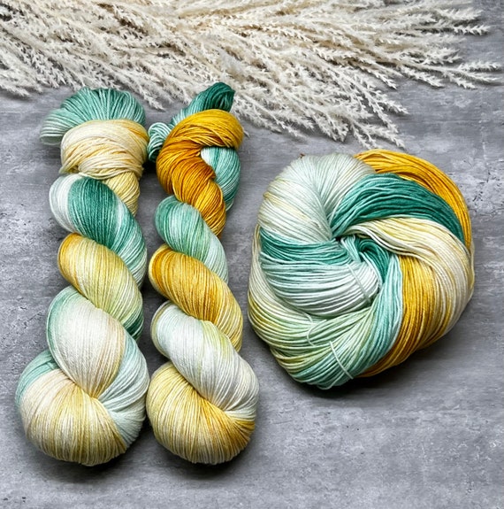 Fools Gold - MCN Merino/Cashmere/Nylon, Autumn Yarn, Hand Dyed, Fingering Sock Yarn, Hand Painted, Summer Yarn, Seafoam Green, Yellow, Straw