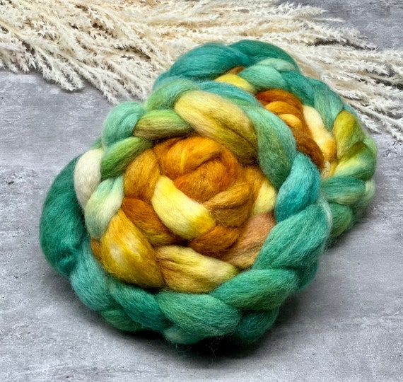 Fools Gold - Blue Faced Leicester Roving, Fiber for Spinning, Finer for Felting, Hand Dyed Roving