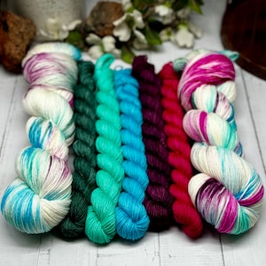 Winter Berries Set - Knitting Shawl Kit, Knitting Kit, Superwash Merino Set, Blanket Yarn, Afghan Yarn, Hand Dyed Shawl Yarn, Indie Dyed