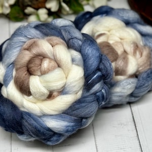 Ein hoffnungsvolles Herz - Wolle zum Spinnen/Filzen, Kammzug, Handgefärbte Faser, Merino, Corriedale, BFL/Seide, Merino/Bambus, Shaniko