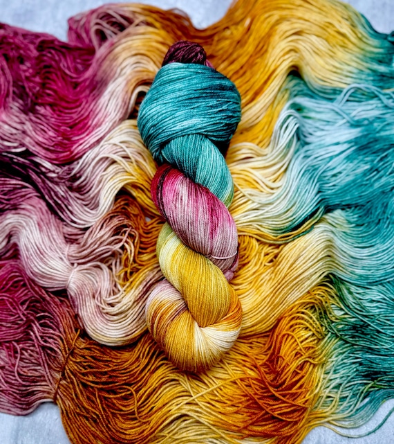 English Cottage - MCN Merino/Cashmere/Nylon, Autumn Yarn, Hand Dyed, Fingering Sock Yarn, Hand Painted, Harvest Color Yarn, Holiday Yarn
