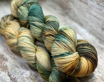 Forest Sunset - Hand Dyed 75/25 Merino Nylon Fingering Sock Yarn, Superwash, Hand Painted, Forrest Green Yarn, Fall Color Yarn, Holiday Yarn