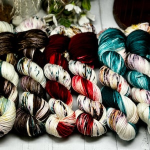 Happy Holidays -  Shawl Knitting Set, Hand Dyed Merino Wool, Indie Dyed Yarn, Blanket Yarn, Gifts for Her, Christmas Yarn, Holiday Yarn