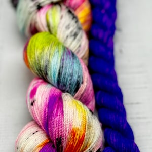 Sokkenset met gemengde tape - indieverver, handgeverfd, sokkengaren, handgeschilderd, neongaren, MCS, MCN, merino/nylon, kamgaren, aran, DK, volumineus