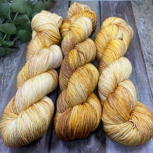 Firelight - Hand Dyed 75/25 Merino Nylon Fingering Sock Yarn, Superwash, Hand Dyed Yarn, Yellow, Mustard Yellow, Golden Yellow, Brown