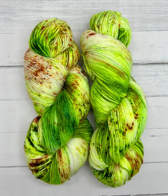 Gecko - Kids Capsule Collection - Neon Green, Apricot, Orange, Hand Dyed 75/25 Merino Nylon Fingering Yarn, Superwash, Hand Dyed Variegated