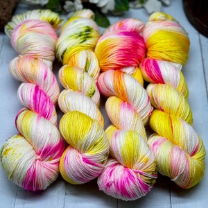 Sunkissed - Sock Set, Beanie, Merino/Nylon Yarn, Superwash, Fingering Weight Yarn, Speckled Yarn, Neon Yarn, Knitting Yarn, Crochet