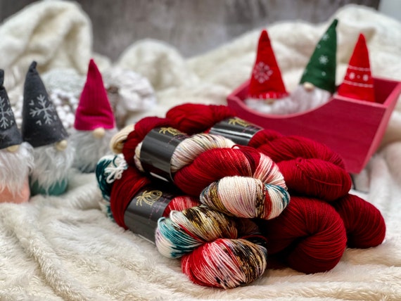 Yuletide Knitting Shawl Kit, Knitting Kit, Superwash Merino Gradient Set, Blanket Yarn, Afghan Yarn, Merino/Cashmere/Silk, Choose your Base!
