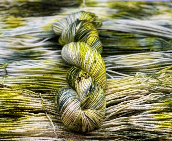 Craigh Na Dun - Indie Dyed Yarn, Blanket Yarn, Shawl Yarn, Merino Nylon Yarn, Superwash Merino Fingering, DK, Worsted, Bulky Hand Dyed