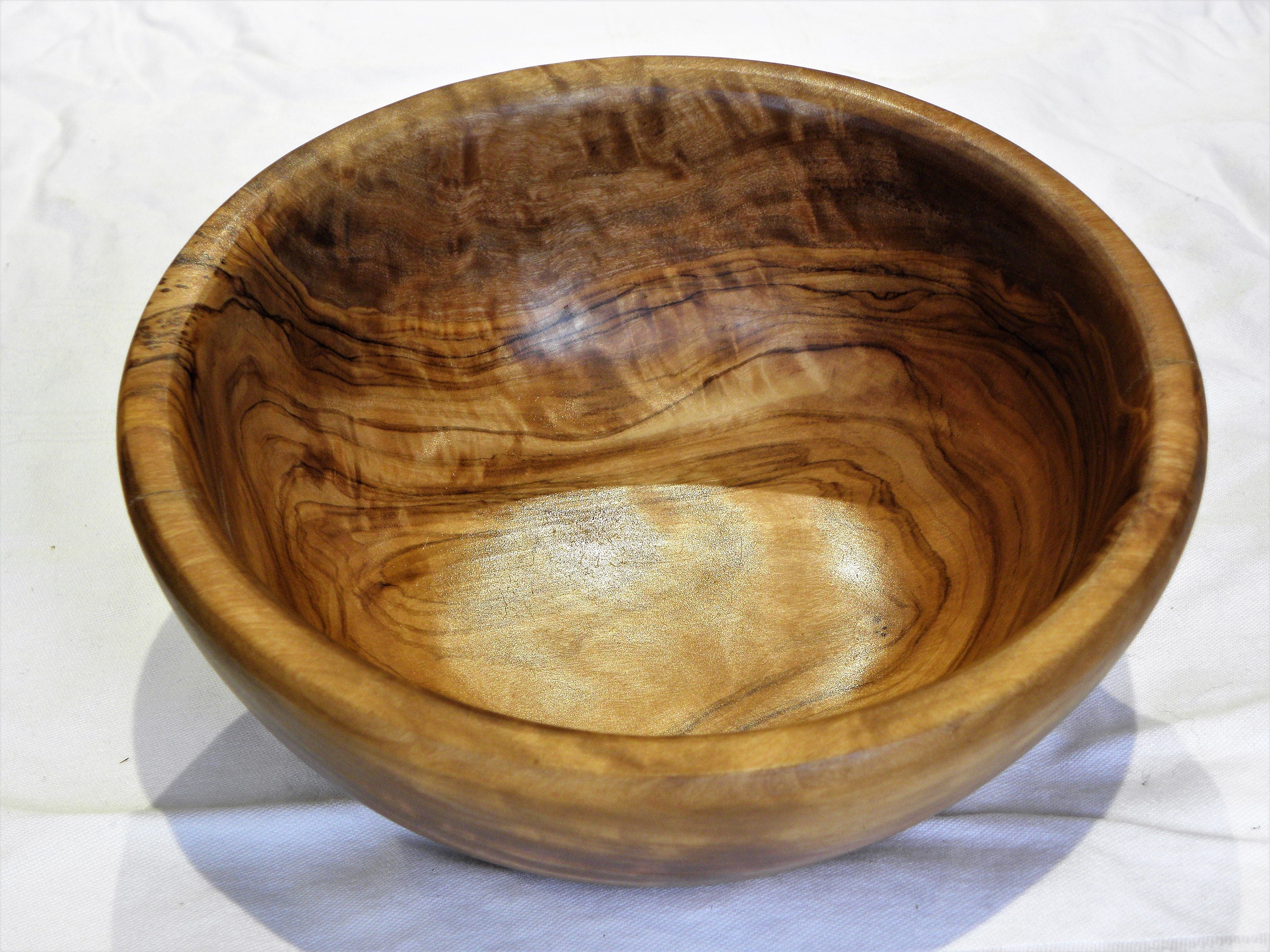 Saladier Moderne en Bois d'olivier 24 cm +/ - 2 cm