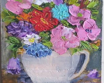 Ramo de flores en una taza de pintura al óleo. Ramo pequeño. Imagen en miniatura. Óleo original. Bodegón floral. Tamaño 7\5 pulgadas