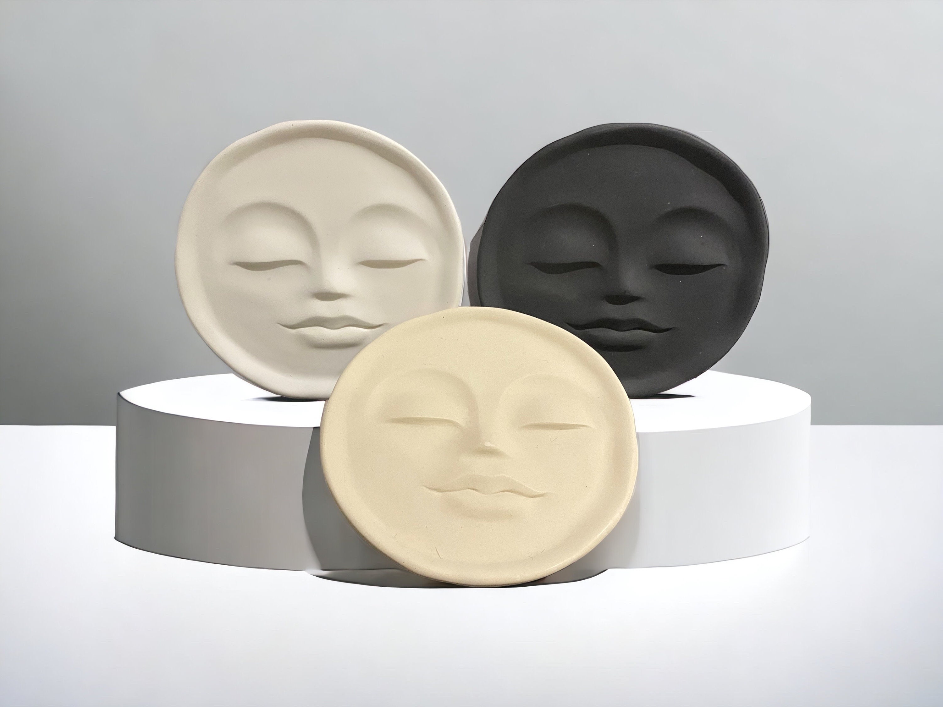 Buy Abstract Face Trinket Dish - Off White Online