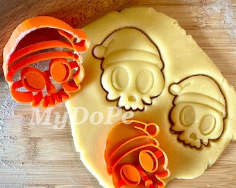 Santa’s skull, Halloween and Christmas cookie cutter | MyDoPe cookie cutters | Funny party ideas | Skull lover gift idea | Santa’s hat