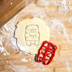 Urso de pé dos namorados com carta de amor - cortador de biscoitos MyDoPe