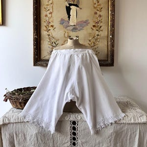 Antique white cotton Bloomers with needle lace, Edwardian Ladies Underwear, Vintage Trousers, Historical costume.