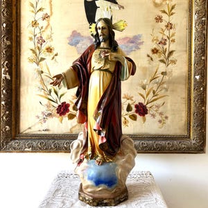 Selten. Große antike Jesus Christus Statue, Sacred Heart of Jesus Kreideskulptur, 59 cm, katholische Skulptur für Hausaltar.