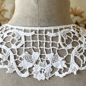 Vintage french lace detachable collar, Antique french white linen collar, Victorian collar, Edwardian collar,Historical costume.