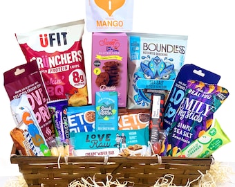 Vegan Snack Gift Hamper: Chocolate, Chips & Sweets
