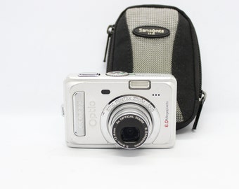 Y2K Digital Camera Pentax Optio S60 silver / 2000s digital camera