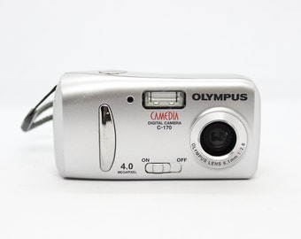 Appareil photo numérique An 2000 Olympus CAMEDIA C-170 / Olympus D-425