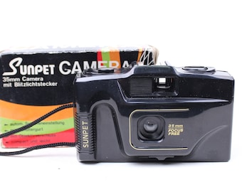 Beginner film camera Sunpet Point & Shoot 35mm Film Camera