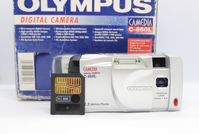 Y2K Digital camera Olympus C-860L in original package image 1