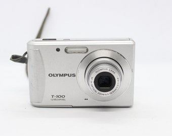 Appareil photo numérique Olympus T-100 / Années 2000 / Appareil photo numérique d'occasion