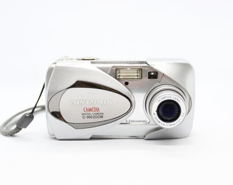 Y2K Digital camera Olympus camedia C-360 zoom silver / used digital camera