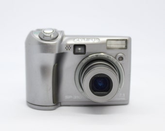 Y2K Digital camera Olympus SP-310 / working digital camera