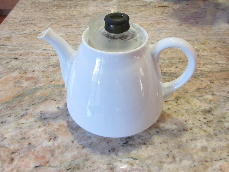 Is your favorite teapot missing its lid image 2