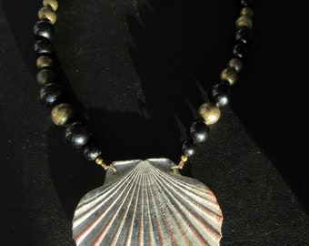 Scallop shell necklace