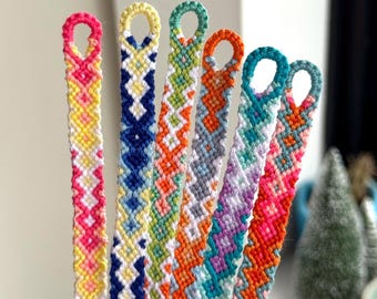 ARROWHEAD FRIENDSHIP BRACELET. Stackable friendship bracelets. Summer jewelry. SpudStyle bracelets. Gifts for friends.