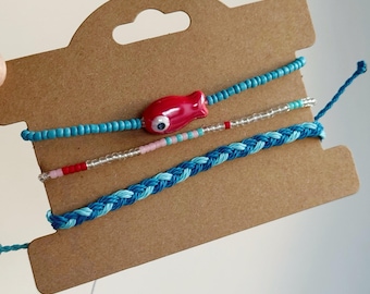 BLUE SEA BRACELET set of 3. Ceramic fish charm. Glass seed beads. Friendship bracelets. Summer jewelry. Bracelet stack. SpudStyle