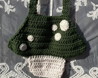 Amanita Hand Crochet / Bag / Purse/ Mushroom/ Muscaria / Cottagecore / Goblincore / Fairycore / Forest Green