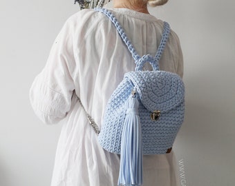 Crochet bagpack elegant classic