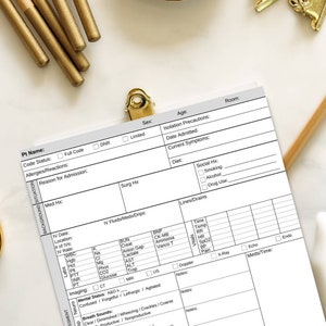 Puede incluir: Una hoja de registro m&eacute;dico blanca con texto negro y casillas de verificaci&oacute;n. La hoja se utiliza para registrar la informaci&oacute;n del paciente, incluyendo el nombre, las alergias, los medicamentos y los signos vitales.