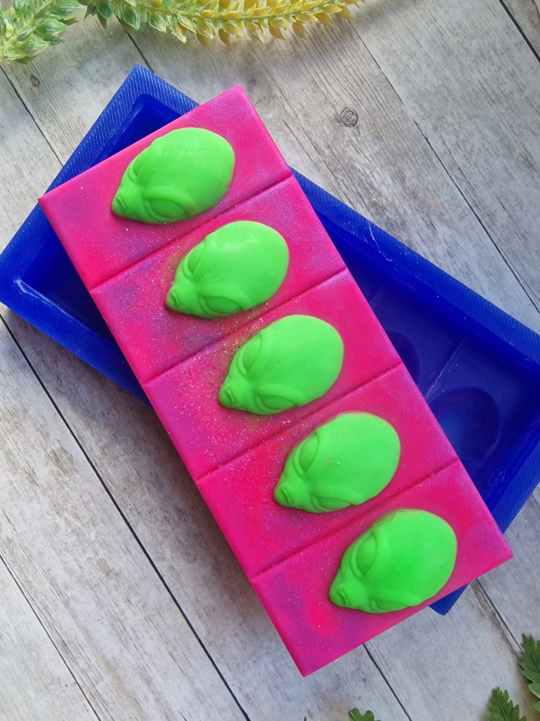 3D Alien Snap Bar Silicone Mould: Halloween Wax Melts - Etsy