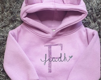 Lila gepersonaliseerde kinderbeer hoodie naam en initiële | Kinderen | Ierland | Iers | Trui | Kinderen | Schatje | Peuter | Cadeau | Aangepast |
