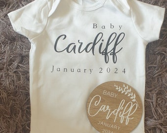 Pregnancy Announcement Set | New Baby | Personalised Baby Vest | Wooden Disc | Any Text | Personalised Gift | Baby Boy | Baby Girl