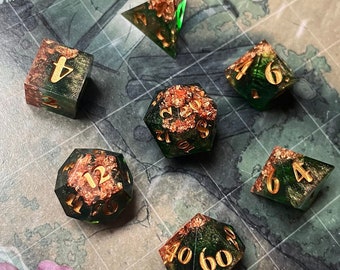 Baldur's Gate 3 Halsin Resin Dice Set
