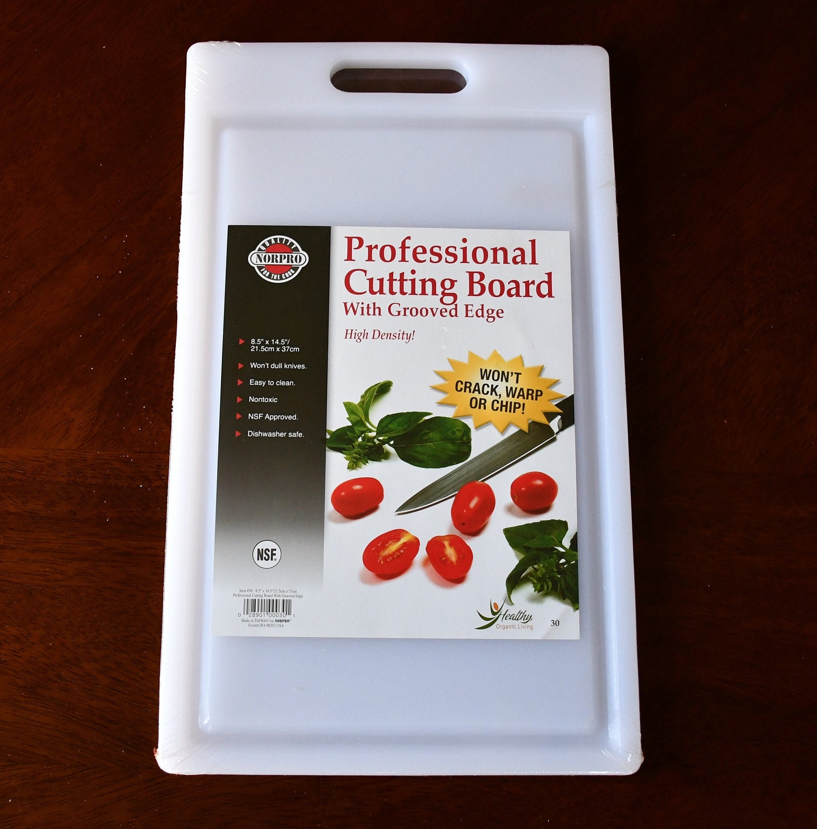 Norpro 30 Professional Cutting Board, 15 x 9-Inch with Handle, Dishwasher  Safe