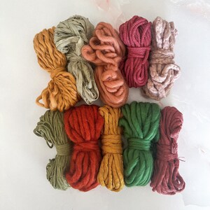 Fibre Pack Woodland Grove, weaving kit, weaving supplies, earthy chunky yarn, gift for craft lovers, neutral sari silk ribbon, diy craft kit