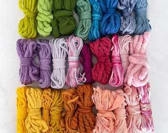 Weaving Fibre Bundle Rainbow XL, chunky bulky wool yarn, weaving fibre kit, bright merino pencil roving, art yarn, macrame cord pack