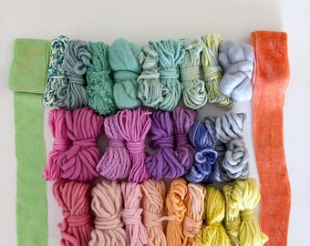 Weaving Fibre Bundle Pastel Rainbow, chunky bulky wool yarn pack, art yarn fibre kit, pink merino pencil roving